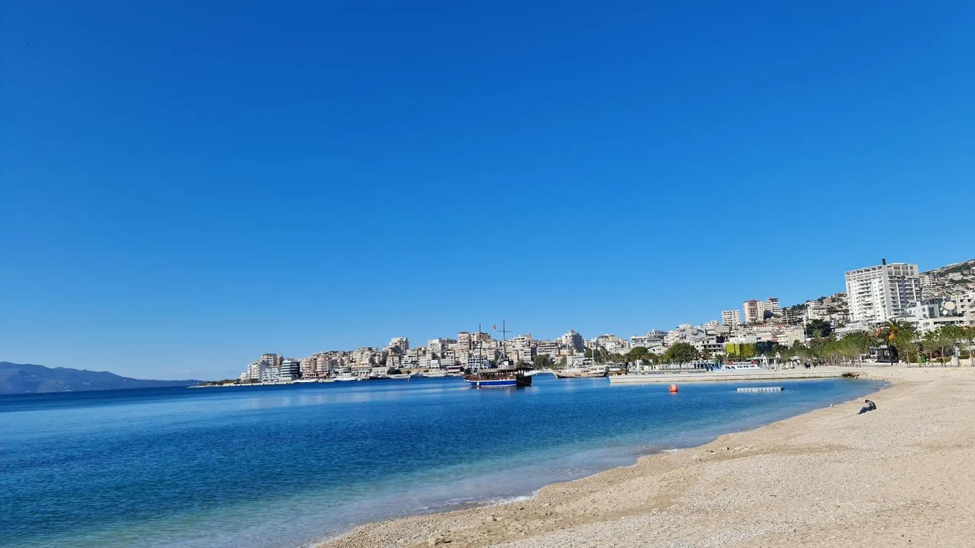 Saranda Centre Apt Sarande